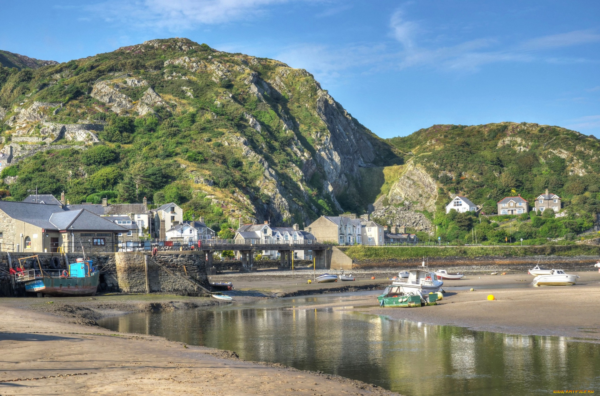 Обои United Kingdom, Barmouth Города - Панорамы, обои для рабочего стола,  фотографии united kingdom, barmouth, города, - панорамы, река, поселок, дома,  горы Обои для рабочего стола, скачать обои картинки заставки на рабочий  стол.